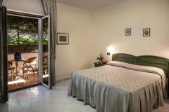 Отель с термальными бассейнами на Искье Sorriso Thermae Resort & Spa 4*